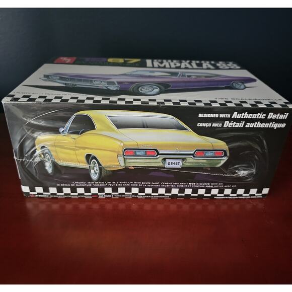 AMT 1967 Chevy Impala SS Model - Picture 6 of 8